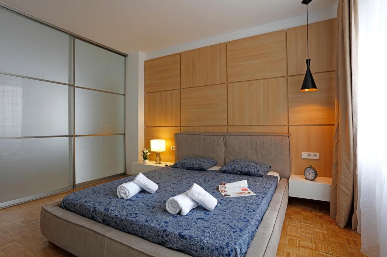 Lovely 2 Bedroom Apartment Near Old Town Bucarest Extérieur photo