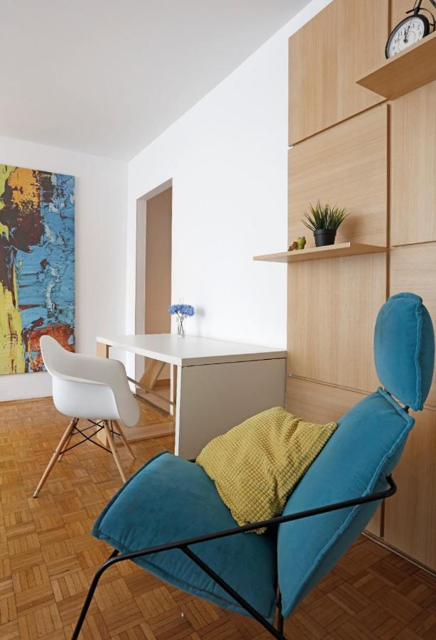 Lovely 2 Bedroom Apartment Near Old Town Bucarest Extérieur photo